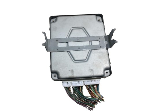control unit of the engine SUZUKI WAGON R+ II 1.3 16V 33920-83E10
