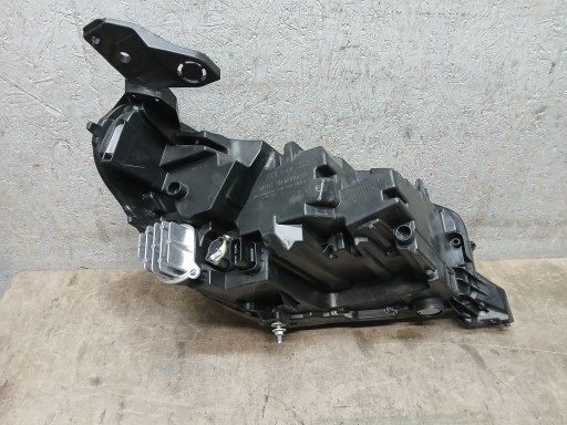light front left OPEL CORSA F FULL LED 39162653