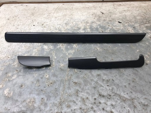 Moulage DEKORY Console VW GOLF VI KOMBI 5K1858417B 5K1858415B