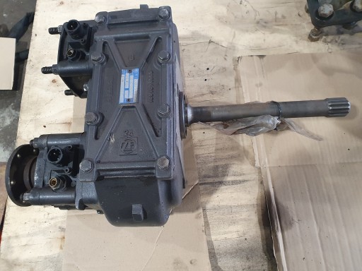 ZF PTO N AS/10 B+C ТРАНСМИССИЯ Привод насоса