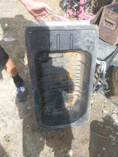 A2056105200 - MERCEDES W205 COUPE ЗАДНИЙ РЕМІНЬ ТРУБА БАГАЖНИКА ПЛАСТИКОВА КРИШКА ІГЛА