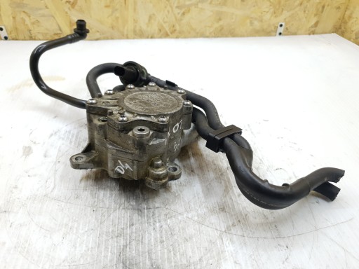 03G145209 - Вакуумний НАСОС AUDI A4 B7 2,0 TDI