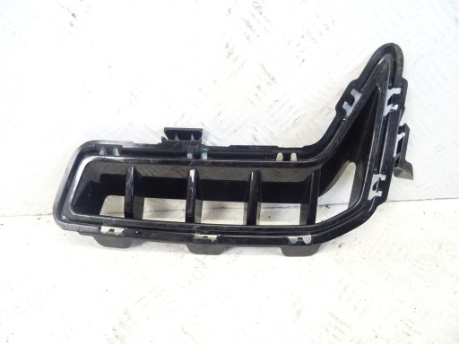 grid of a bumper front front left BMW X5 G05 LIFT 5111105034