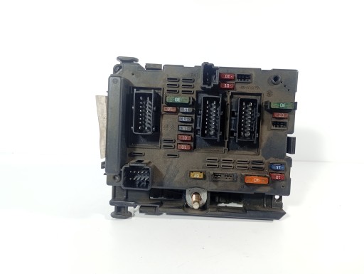 Peugeot 206 KOMBI 99-09 compartment of fuses OE 9650664180