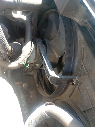 ventola motore radiatore VW Bora 98-05 1.6 FSI