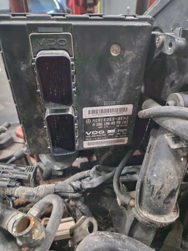 Контролер двигуна mercedes-benz oe a1661500379