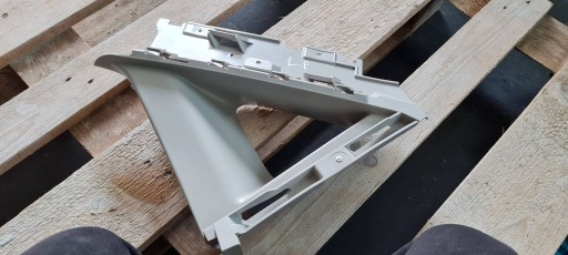 Chrysler Pacifica 2022 cover TROJKAT SLUPKA left front 6WE45TRMAA
