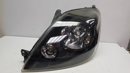 light front left 6S61-13W030-AD Ford Fiesta Mk6 Lift 05