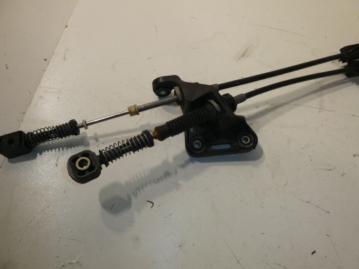 VW SEAT SKODA Mecanisme levier vitesse Engrenage Câble 1K0711049CK