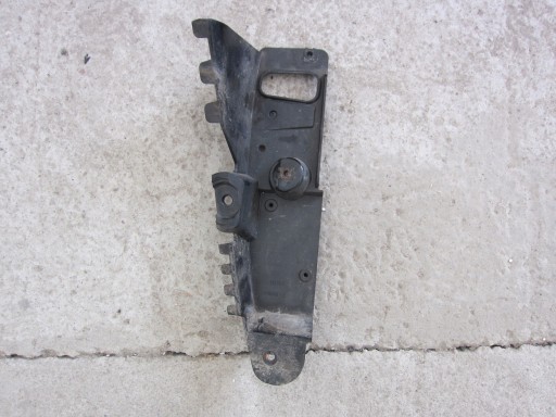 BMW E83 X3 console bumper bracket of the rear L R