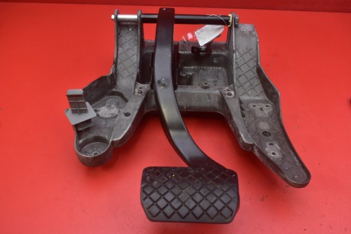 PEDAL pedals brake AUTOMAT 7L8723117 AUDI Q7 4L 3.0 TDI 233 KM 05-09