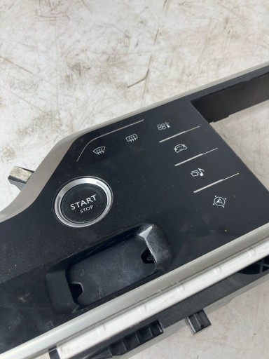 Ráma PANEL a klímának C4 PICASSO II 98011198VV