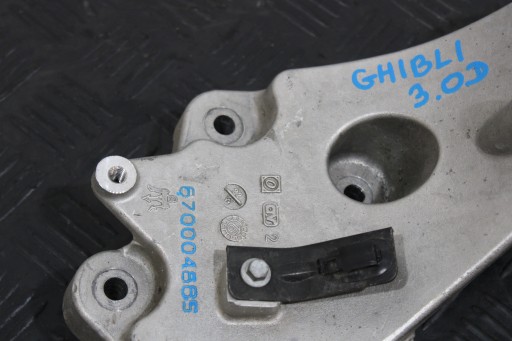 holder holder of the engine 670004865 MASERATI GHIBLI M157