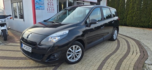 Renault Grand Scenic II Grand Scenic 1.9 dCi FAP 130KM 2010