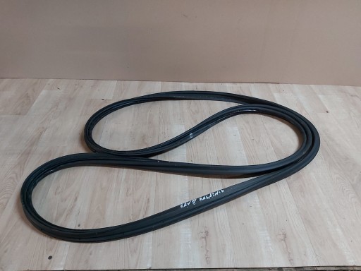 Toyota Rav4 V прокладка крышки багажника