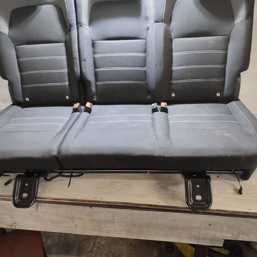 sjedište stražnja Dacia Jogger 59001654023