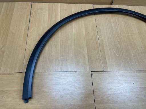 O14 PORSCHE MACAN II 95C 2020- moulding of a fender left front 95C853717K