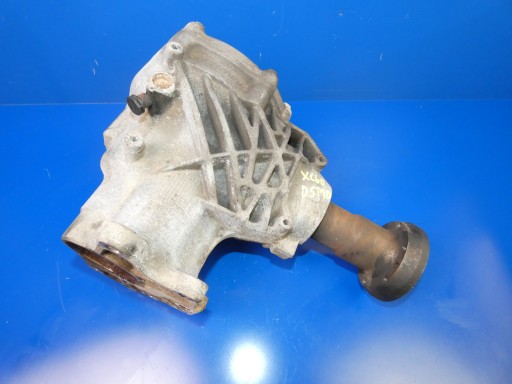 VOLVO XC60 XC70 2.4 D5 2.0 D3 кутова коробка передач міст