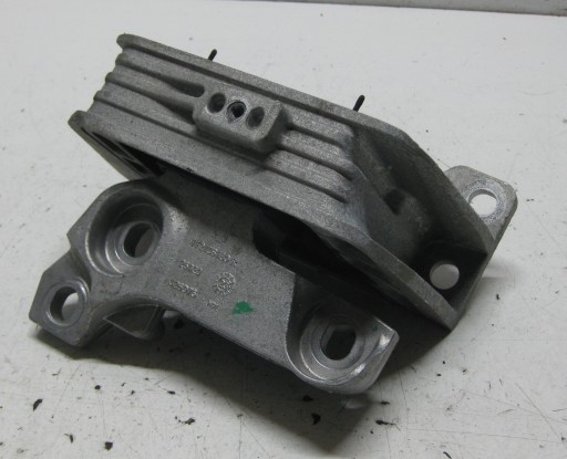 RENAULT MASTER III LIFT holder engine mount 112108180R
