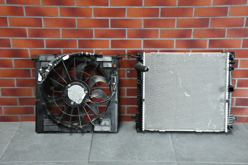 chladič vody ventilátor BMW X3 G01 X4 G02 Benzín original