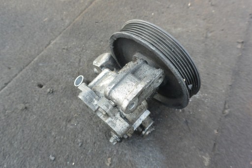 Pompa servosterzo MERCEDES-BENZ C-KLASA W203 W210 W209 2.2 CDI