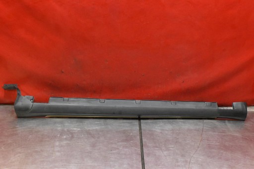 cap threshold left black 6005874-00-G TESLA MODEL S LIFT 16-21