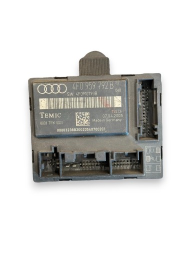 Модуль керування дверима VW Audi Skoda Seat 4F0959792B 4F0910793B