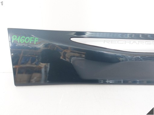 VOLVO XC60 II V426 RECHARGE 18-21 lower moulding cap for door right rear part