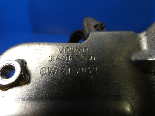VOLVO XC90 II XC60 V90 S60 II 2.0 T8 SUPPORT PLAQUE CONSOLE POIGNÉE POMPY D’EAU