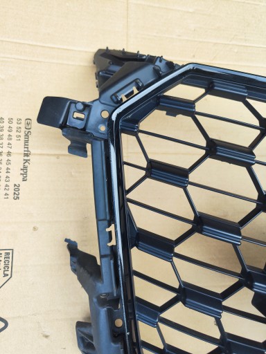 AUDI TT 3 III S-LINE Grill Grill 8S0853651H 8S0853651