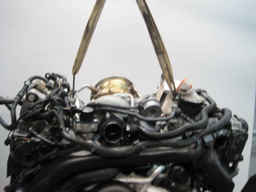 engine MOTOR pillar PORSCHE CAYENNE 9Y0 3.0 TFIS DCB DZIURA W BLOKU