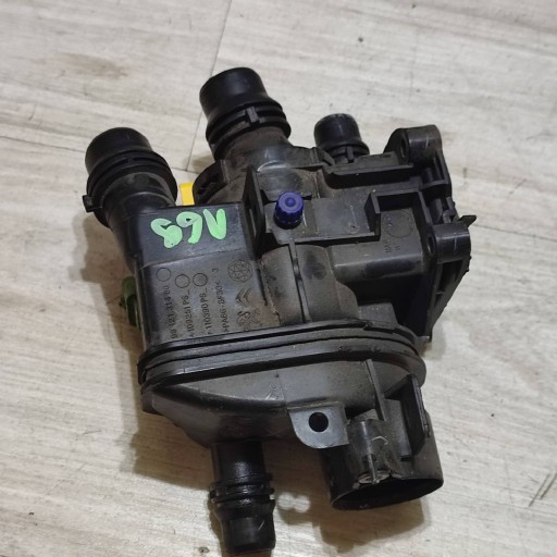 Boîtier thermostat Opel Corsa F 9812131480