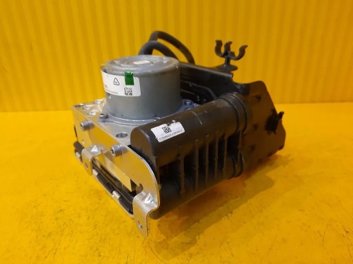 Mercedes-Benz S w223 насос ABS A2979013903