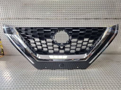Grille NISSAN QASHQAI III J12 21- 623106UA