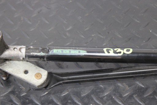 wiper mechanism INFINITI Q30