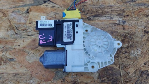 Моторчик правого стеклоподъёмника peugeot 307