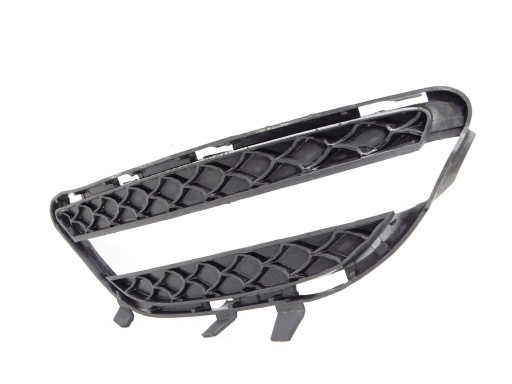 grid of a bumper right front right front MERCEDES CLS W218 A2188851623