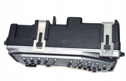 4F0820521A - AUDI A6 C6 2004 -= резистор регулятор резистор =