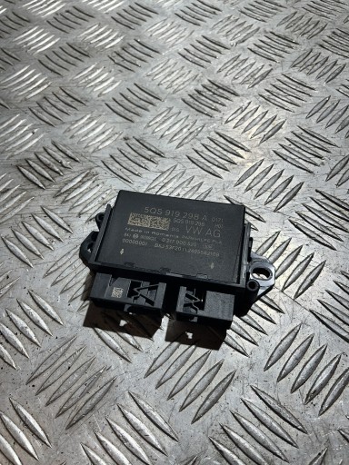 5QS919298A - Контролер модуля датчика паркування vw golf viii 19-