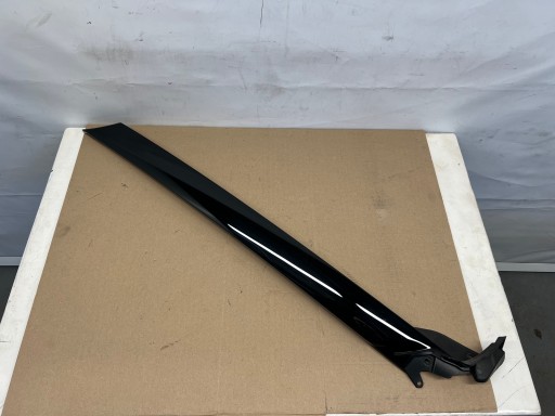 J8A2-025A52-A - Range Rover Velar праве лобове скло