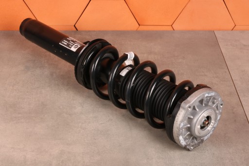 BMW 5' G31 530dX 540dX 540iX shock absorber right front front 6880084