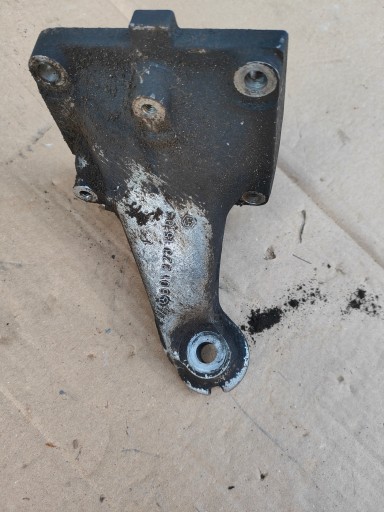 MERCEDES OM601 engine mount console R6012231504 6012231504 w124 2,0d