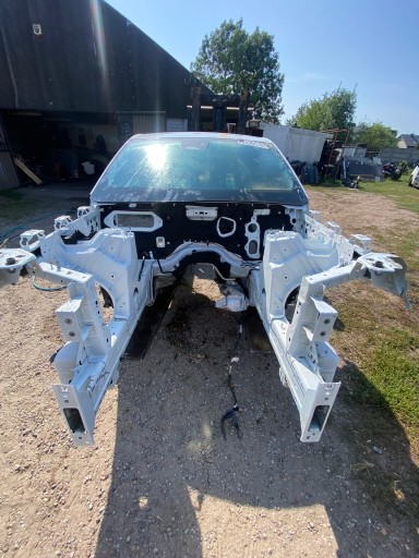 21312332312 - Jeep Grand Cherokee WL ПОЛНАЯ ПЕРЕДНЯЯ РАМА С КРЫШЕЙ