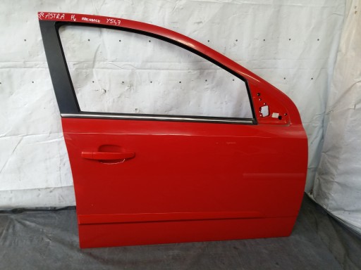 dveře pravý předek Y547 Opel Astra H 1,8