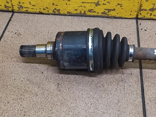 SUZUKI SWIFT IV 1.3 Demi axe Gauche