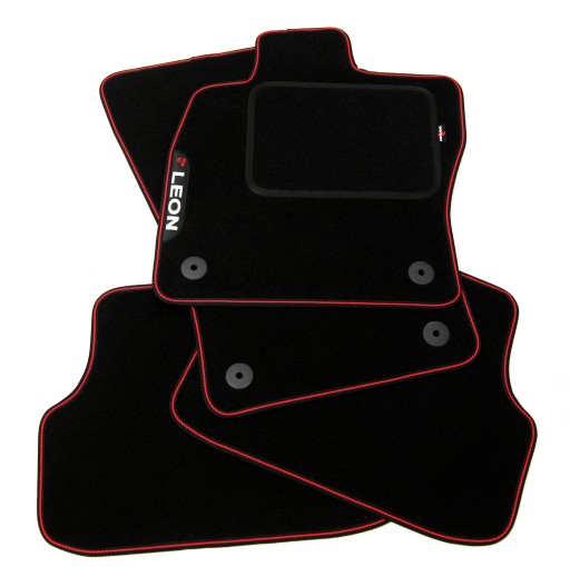 Велюровые коврики, выделенные сиденьем