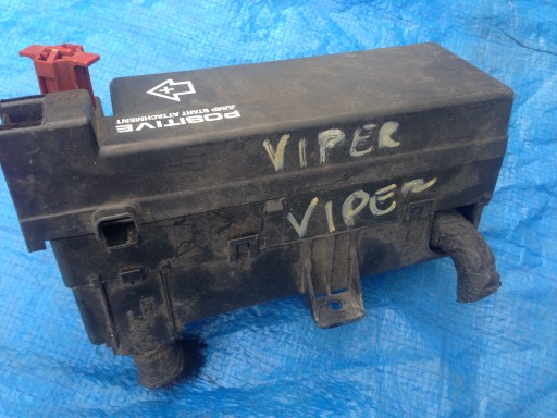 DODGE VIPER SRT 05 06 БЛОК ПРЕДОХРАНИТЕЛЕЙ