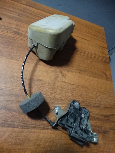 IDEALNY KPL lock DOCIAG bonnet rear part MERCEDES W166 1