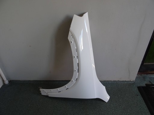 AEF435 - Mercedes-benz glb 247 x247 переднє ліве крило