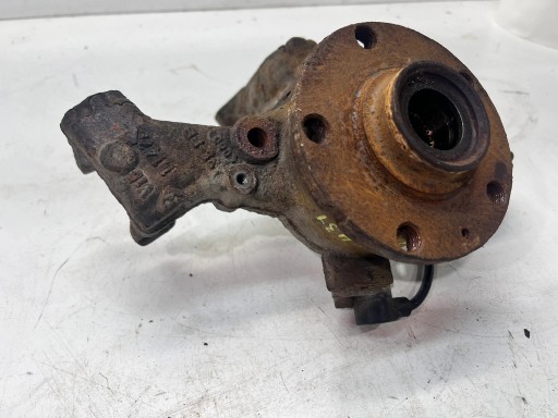 swing of the pivot left rear part AUDI A4 B7 8E0505431AL